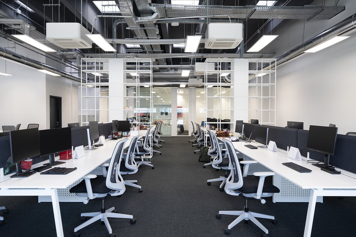 _THE1894 1350x900(3)